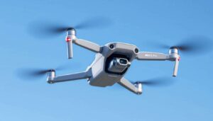 DJI Mini 5 Pro : tout juste sorti, le drone voit son prix voler en éclat (-32%) ?